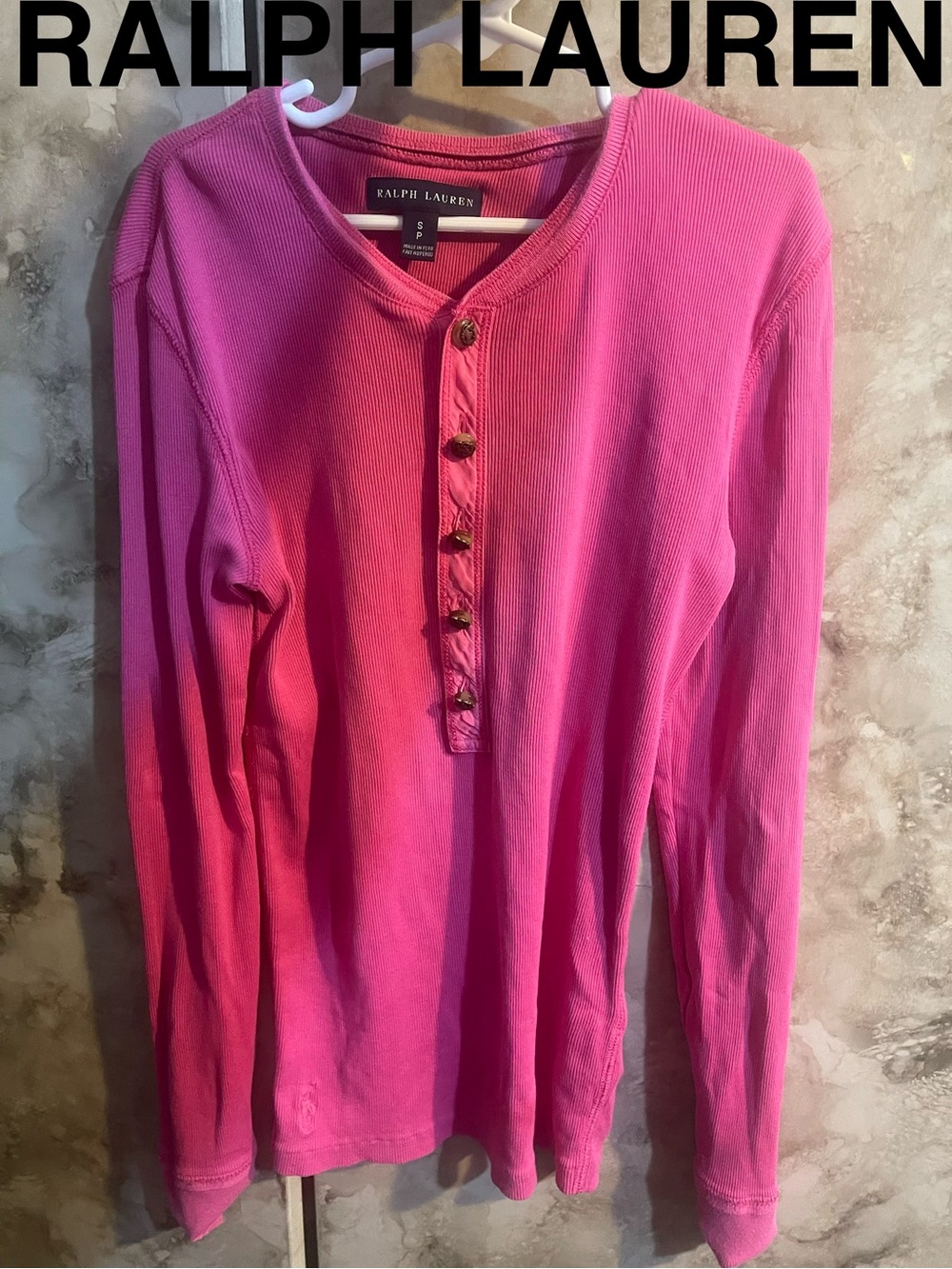 Ralph Lauren Shirt
Size Small